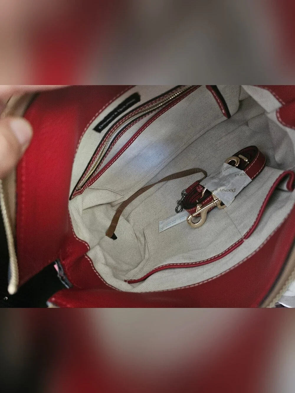 Dooney & Bourke Sorrento 30 With Pocket Satchel Leather Bag.